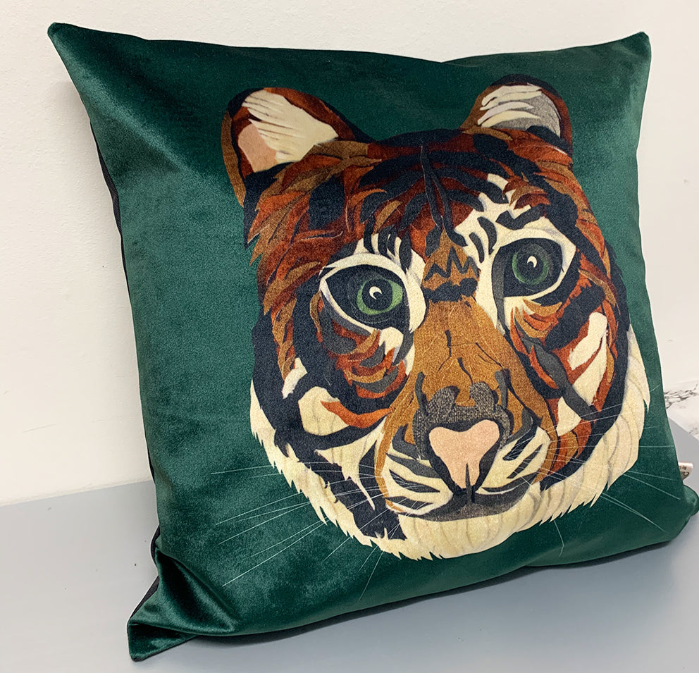 Tiger Cushion Velvet